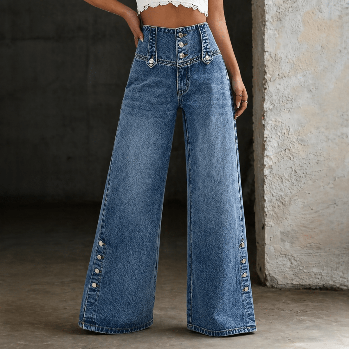 JOLENE | High-waist jeans with side slits - Liora Melbourne