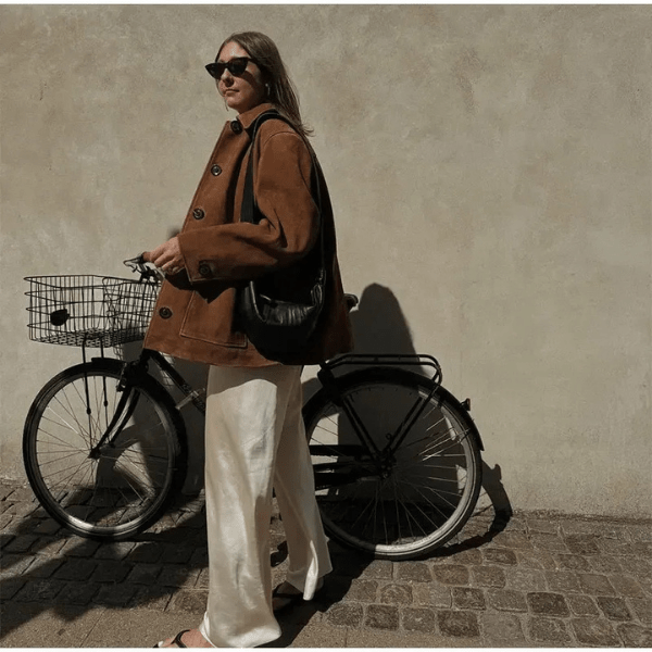 LALUNA | Suede coat with statement silhouette - Liora Melbourne