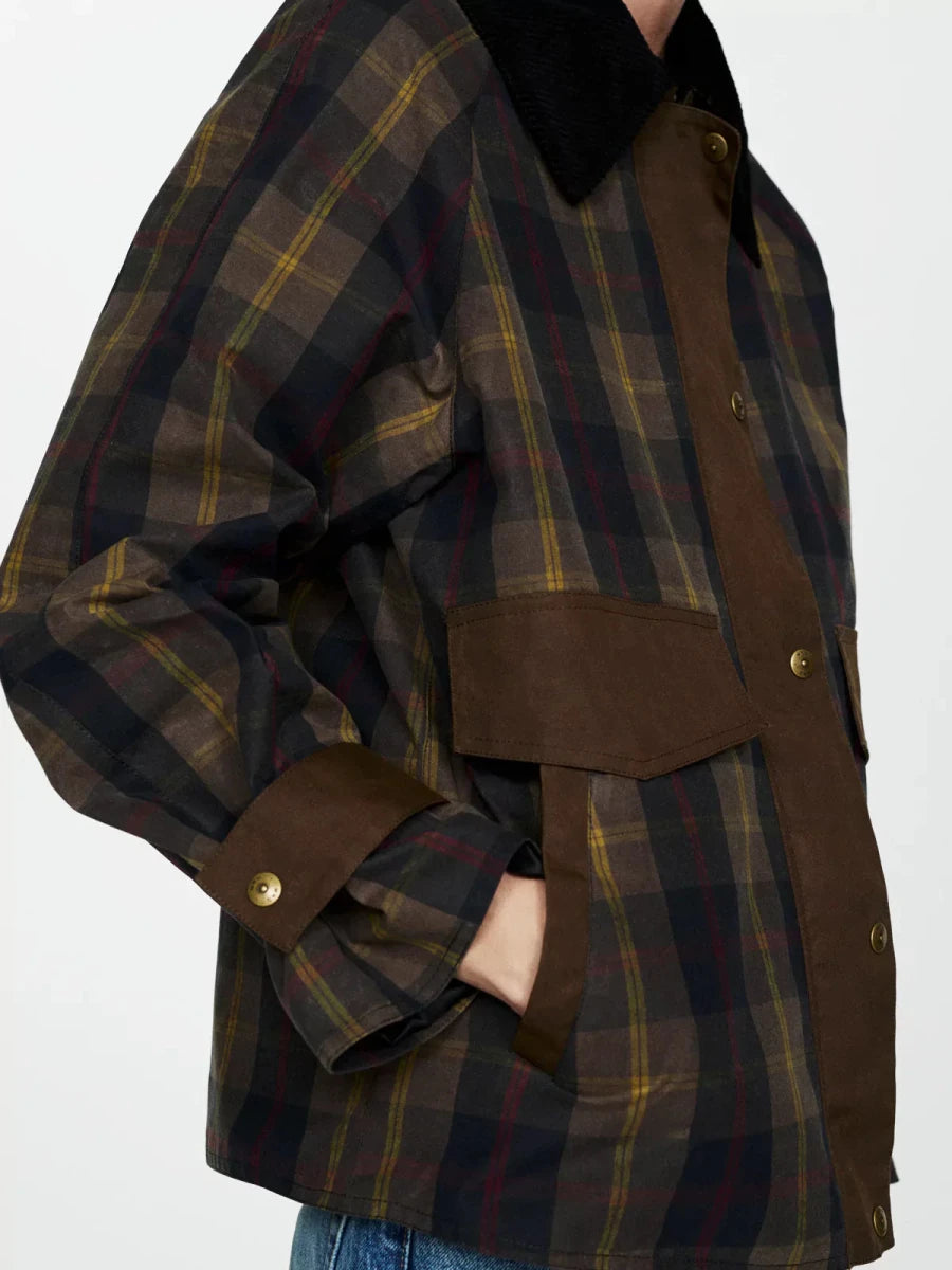 SIENNA | Jacket with a flattering cut - Liora Melbourne