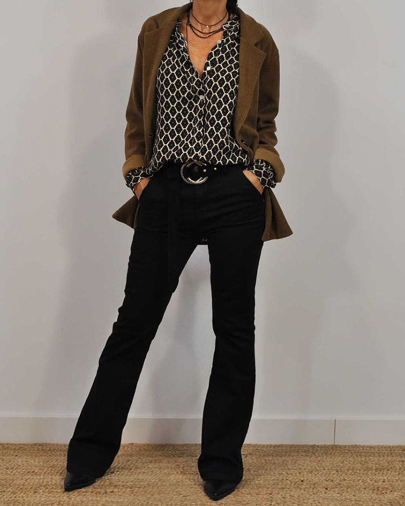 ELLIE | Midi shirt with V-neck - Liora Melbourne