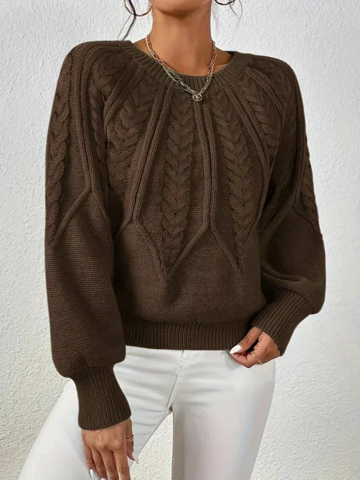 LILY | Knitted jumper with a fitted silhouette - Liora Melbourne