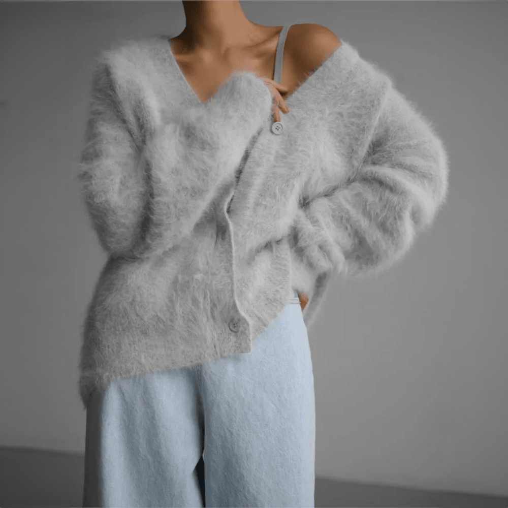 FREYA | Oversized knitted cardigan with button front - Liora Melbourne