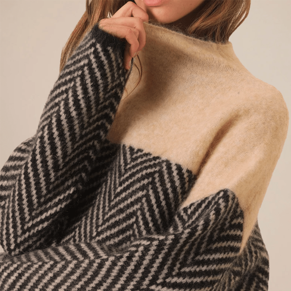 SCARLETT | Turtleneck jumper with soft knit - Liora Melbourne
